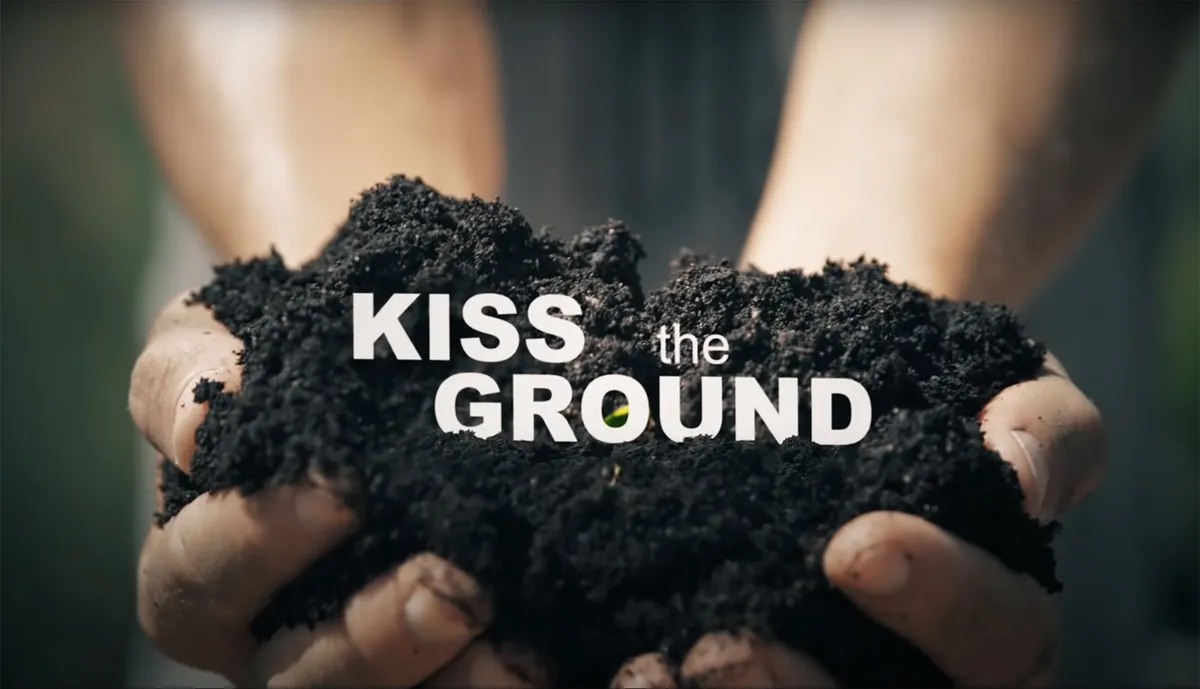 bg-kiss_the_ground_title-001